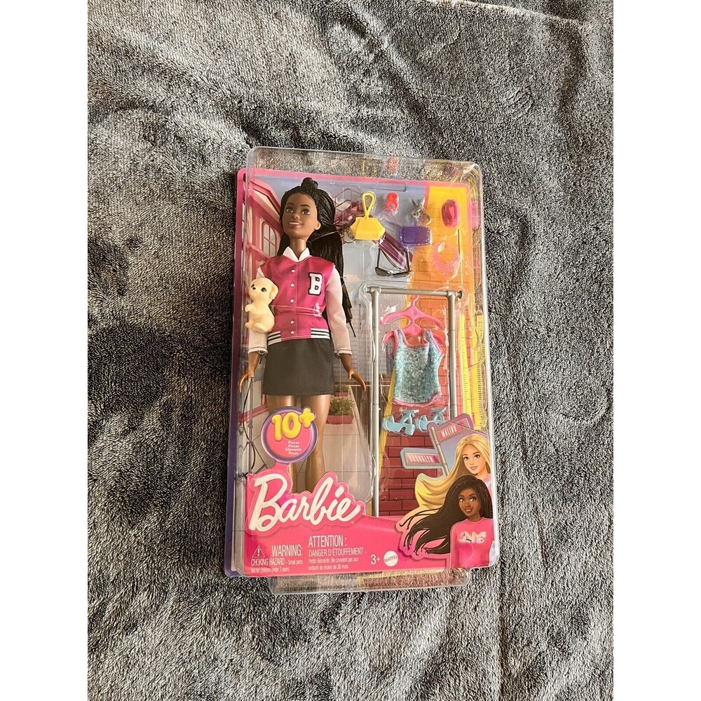 Barbie On-Set Stylist Doll &4 Accessories, Brooklyn Doll with Garment Rack& More